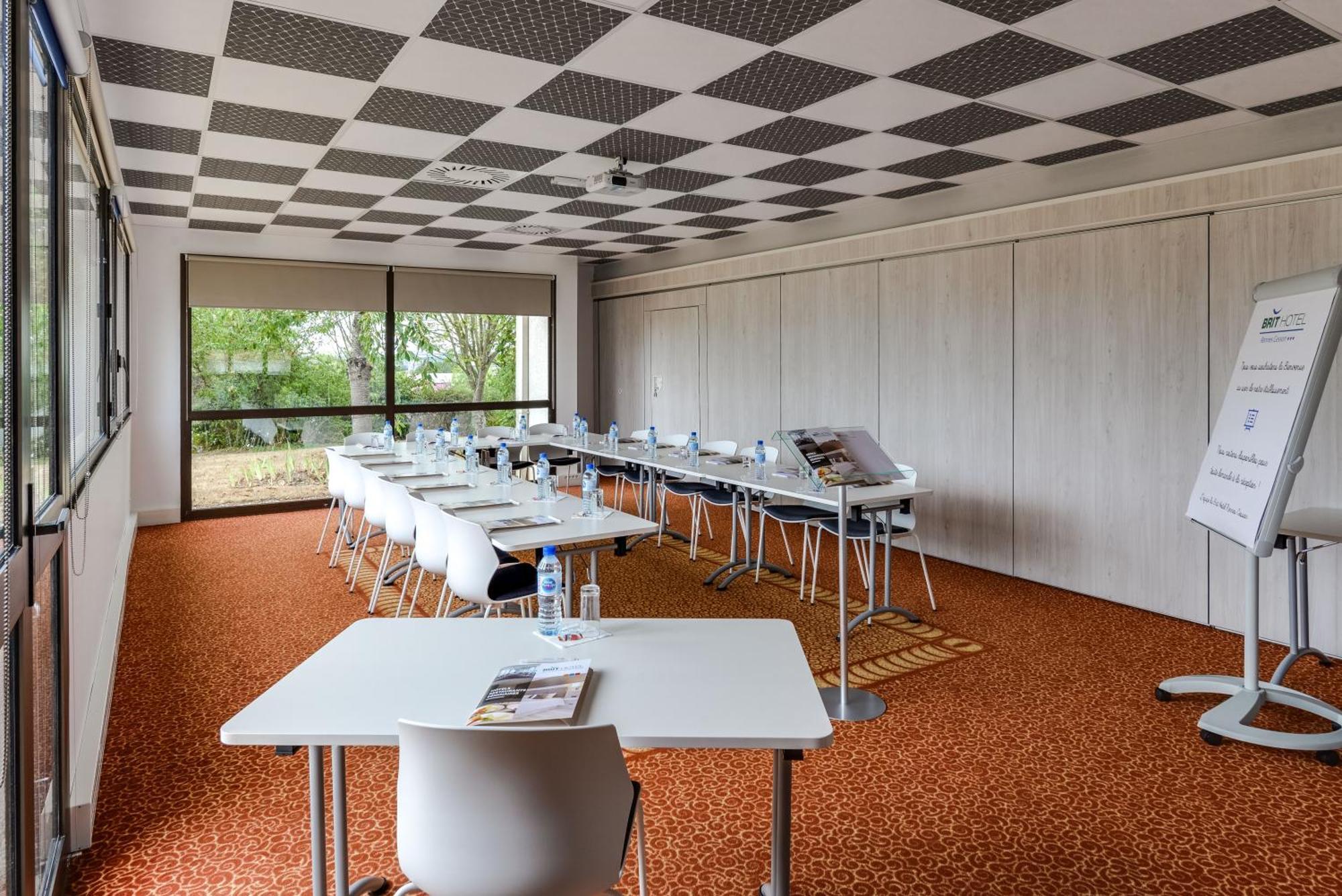 Brit Hotel Rennes Cesson Экстерьер фото