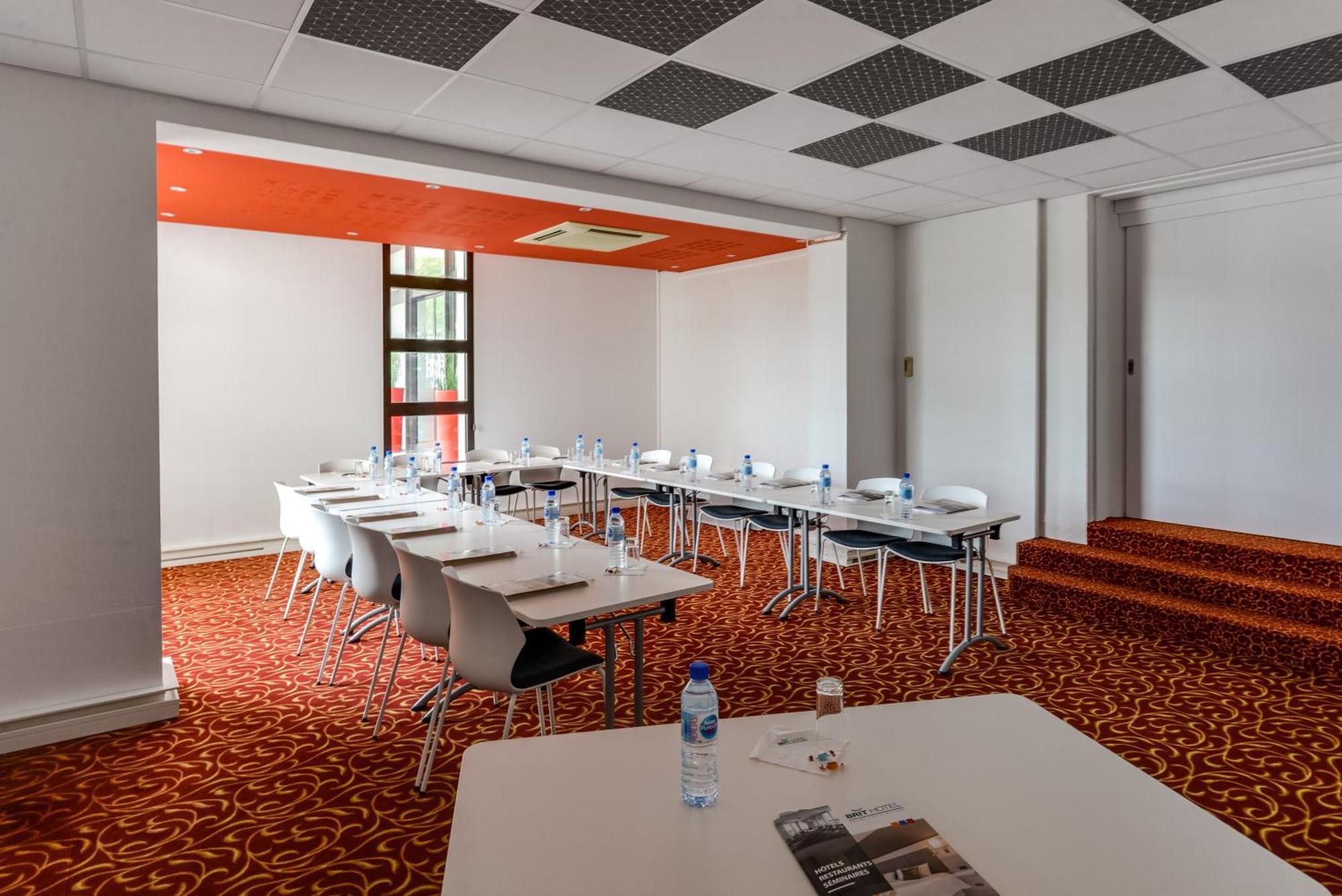 Brit Hotel Rennes Cesson Экстерьер фото